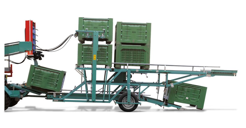 Tecnofruit CP04 Automatic Bins Trailer By Darwin Harvesting Group