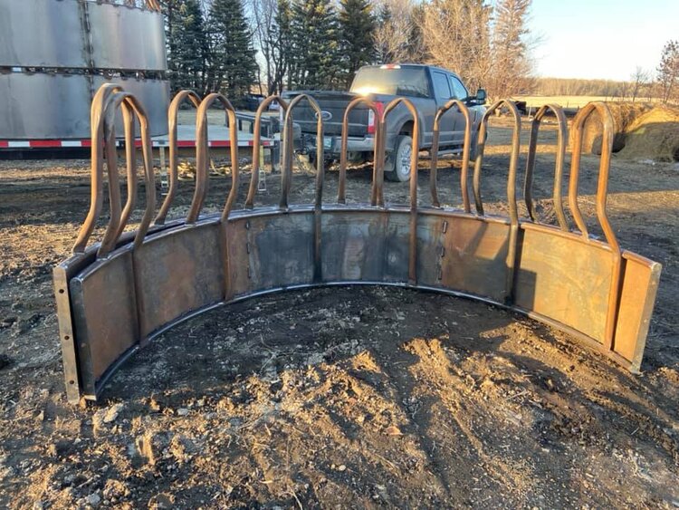 Soaring Eagle Haysaver Feeders Horse Feeders by Soaring