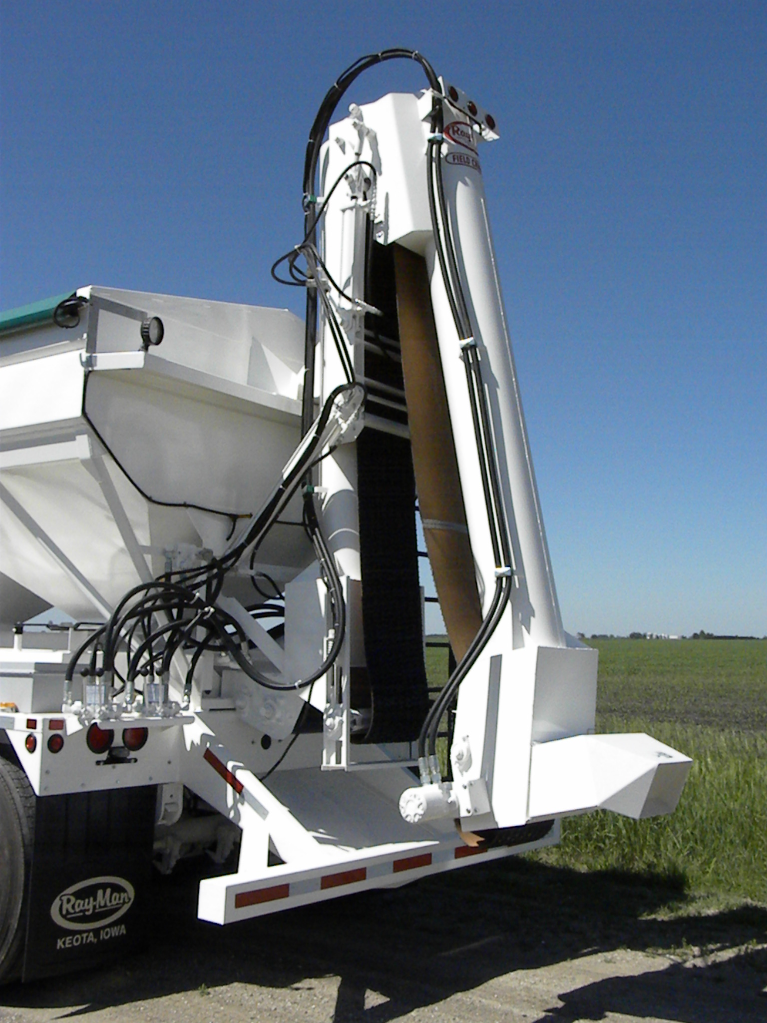 Charger IICB Fertilizer Tenders BeltDischarge Tender