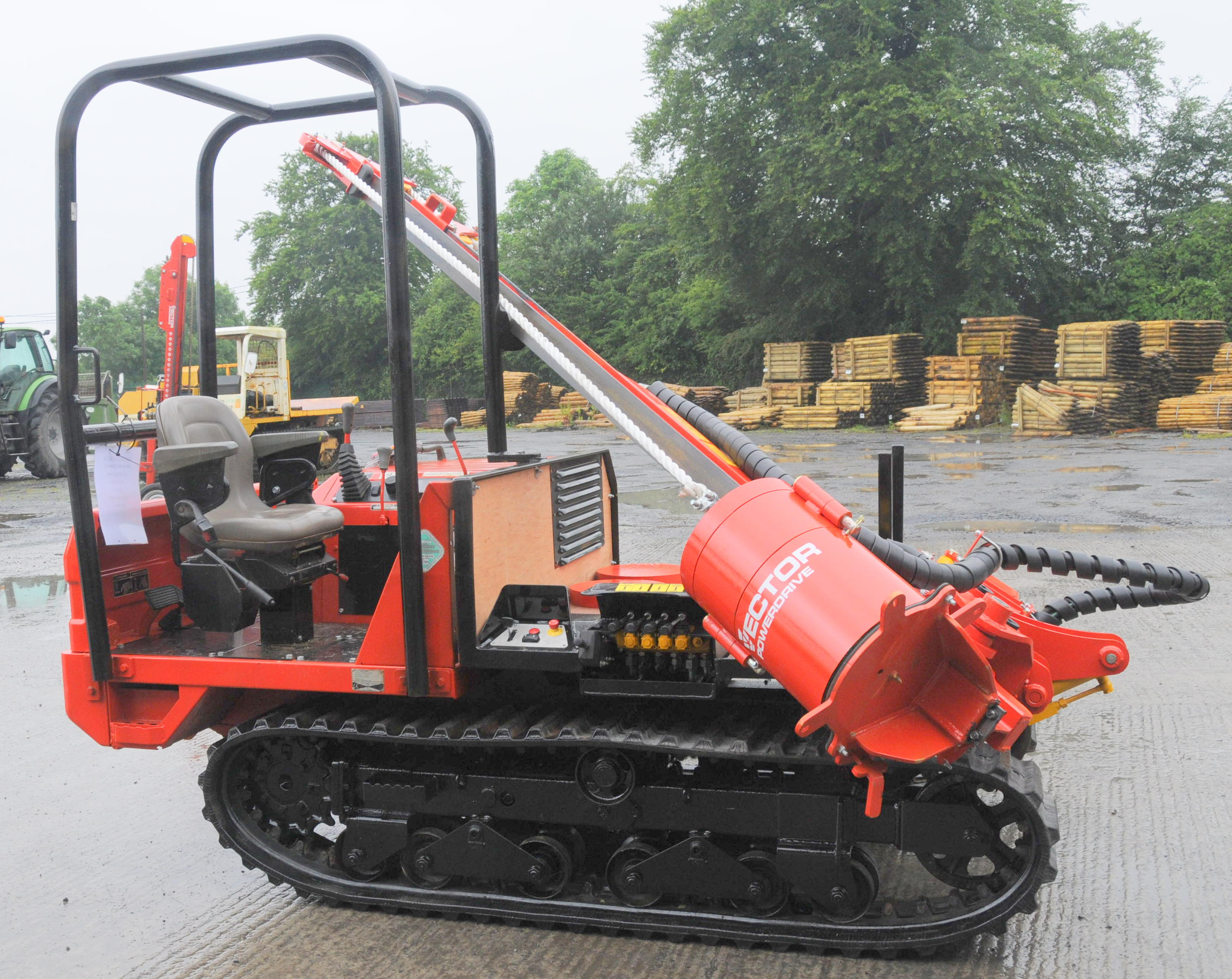 Vector PowerDrive Post Driver Range Tracked Postdrivers