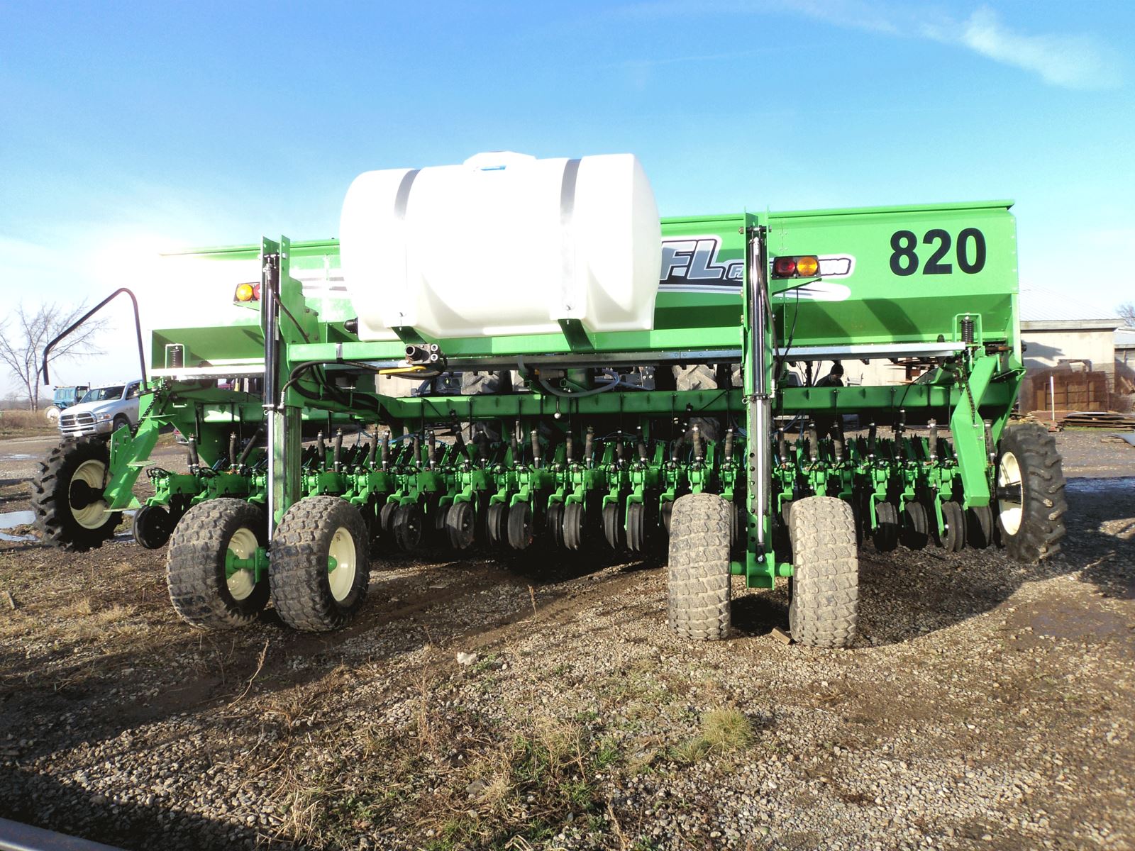 HFL Fabricating 800 Series Seed Drill Bigger Seed Bin