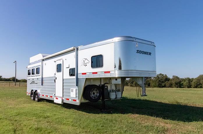 Sooner - Horse Trailers - 8` wide Premier Living Quarters by ...