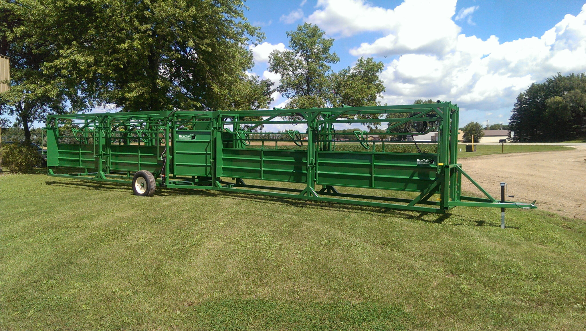 Real Tuff Livestock Handling Equipment Double Alley by