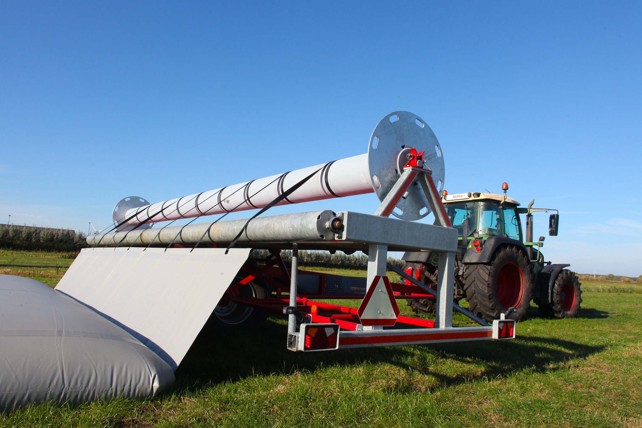Albers Alligator - Slurry Storage and Covers - Slurry Storage ...